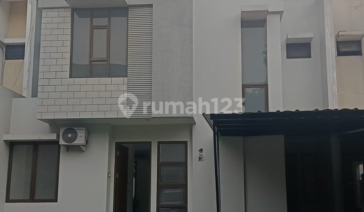 Jual Cepat Rumah Minimalis Di Icon Bsd... Bagus, Murah....