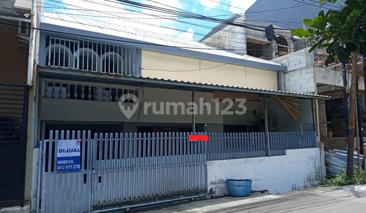 Turun Harga !!! Rumah Tua di Muara Karang, Hitung Tanah Saja.... di Belakang Superindo.....