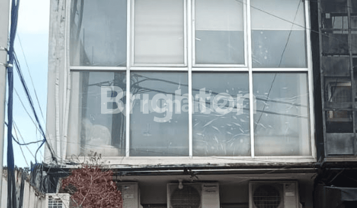 Ruko 3 Lantai di Jalan Bogowonto Surabaya