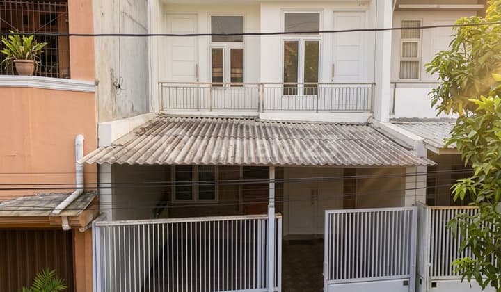 Nego. Dijual Rumah Kos Murah Sutorejo 2 LT
