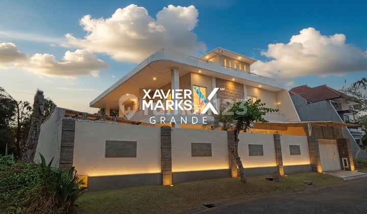 Dijual Rumah Turun Harga Posisi Hook Siap Huni di Araya Cluster Golf, Malang