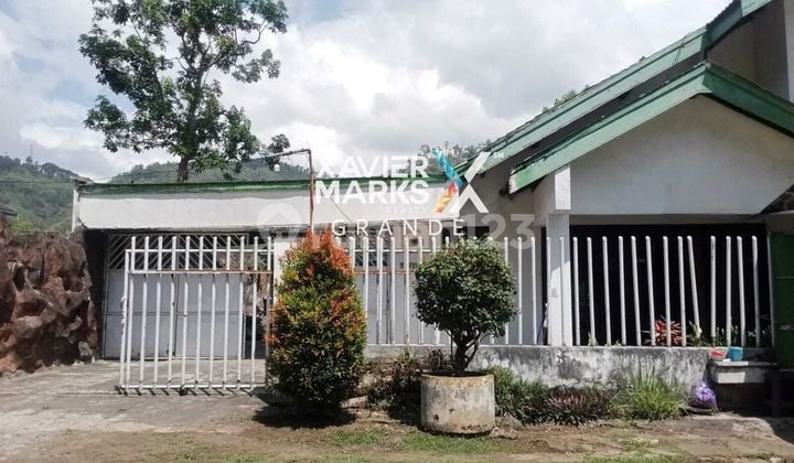 For Sale House Near Tourist Area on Jl. Raya Songgoriti, Batu City