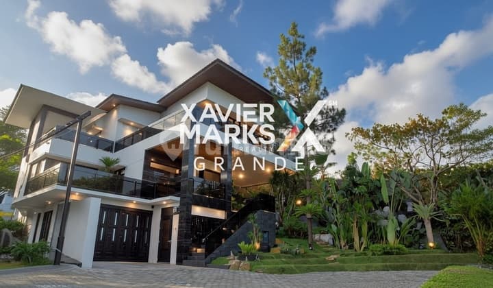 Dijual Rumah Full Furnished Model Modern 2,5 Lantai di Kawasan Riverside, Malang