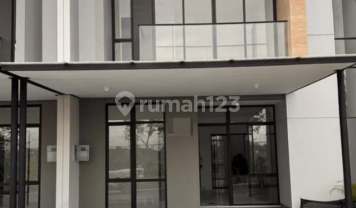 Luxurious! Luxurious House in PIK2 Pasir Putih 8X15 2 Floors 3+1 Bedrooms