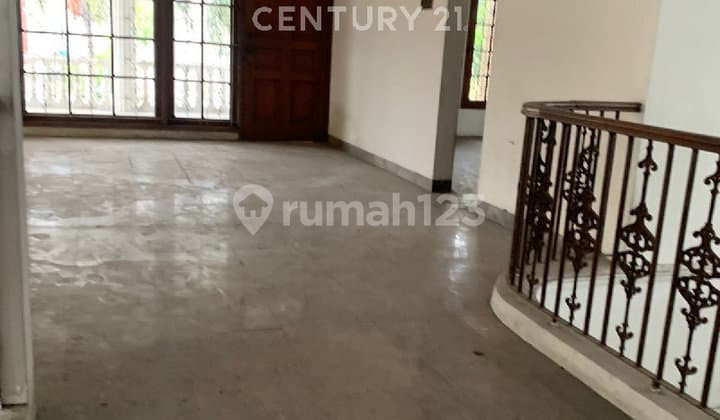 2-Story House with Main Road Access in Rawamangun, Jakarta R2231