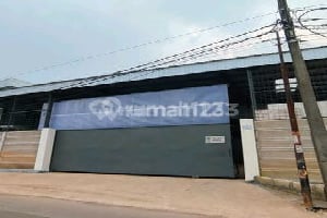 Di Sewakan Gudang Bangunan Mandiri Jl Raya Curug bisa Masuk Kontainer Bagus dan Rapi Siap Pakai