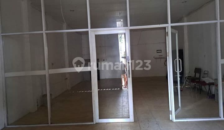 Ruko Pinggir Jalan Letjend Suprapto Cempaka Putih Jakarta Pusat