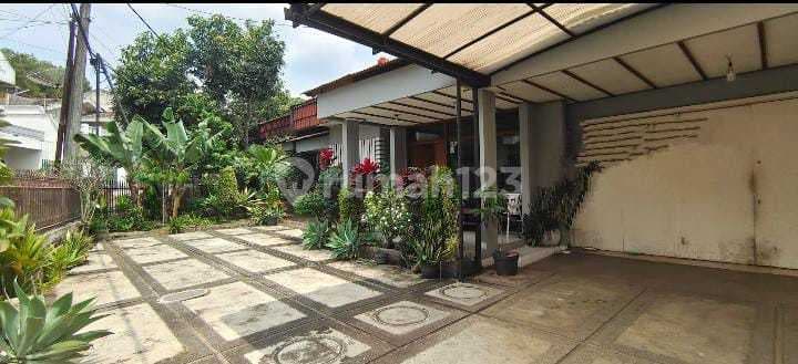 Rumah Luas di Sayap Setiabudi Bandung