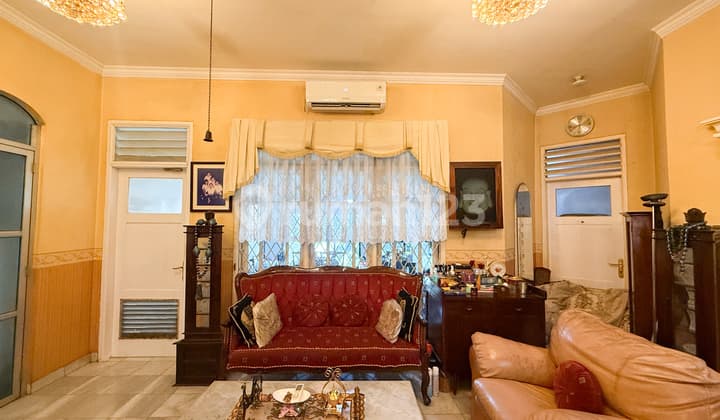 Dijual Rumah Kebayoran Lama Tanah Kusir