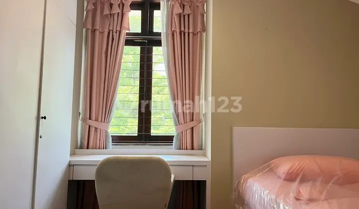 Rented House in Ancol Barat