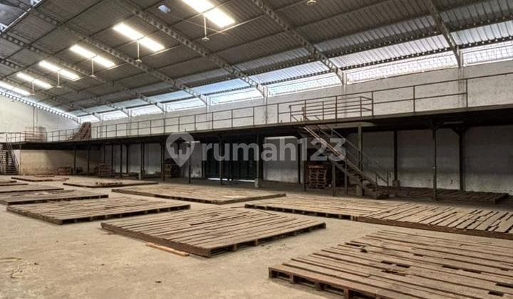 Dijual – Gudang Agung Timur Lokasi Strategis, Akses Jalan Lebar