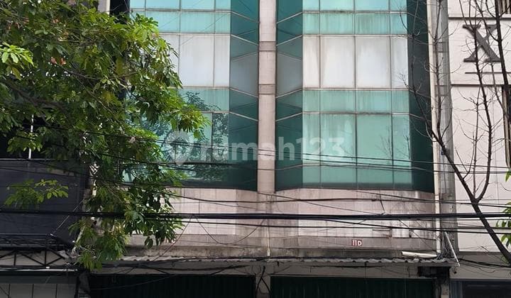Ruko Gandeng 3,5 Lantai Disewakan Di Tebet – Lokasi Strategis