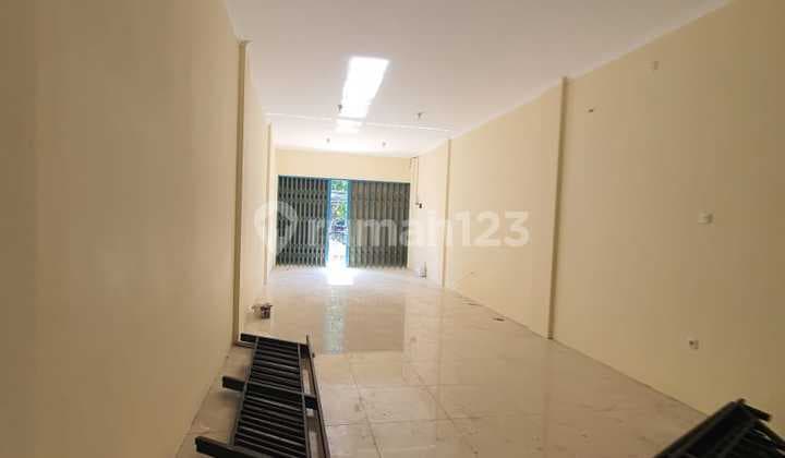 Ruko Strategis Green Ville, 4 Lantai, Siap Usaha