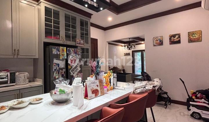 Hunian Villa Bali Kemang Nyaman Asri Dekat School & Kemang Village