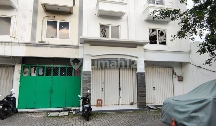 Disewakan Ruko Gandeng – Jalan Raya Pasar Minggu, Pejaten Timur