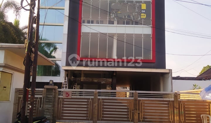 Dijual Gedung Kantor di Jatinegara Jakarta Timur