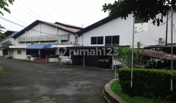 Gudang 8000 m² di Cawang dekat Terminal Kereta Cepat Whoos