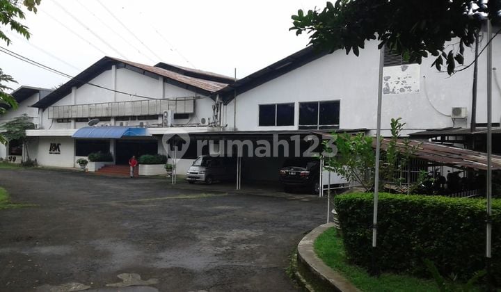 Gudang 8000 m² di Cawang dekat Terminal Kereta Cepat Whoos