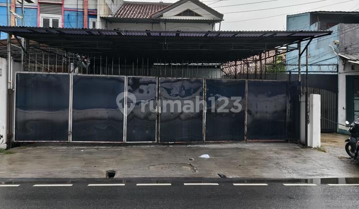 Disewakan Rumah Tempat Usaha - Jalan Condet Raya