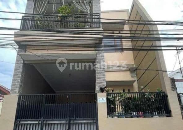 Hunian Nyaman Strategis Area Semper Dekat Denhan Islamic Center