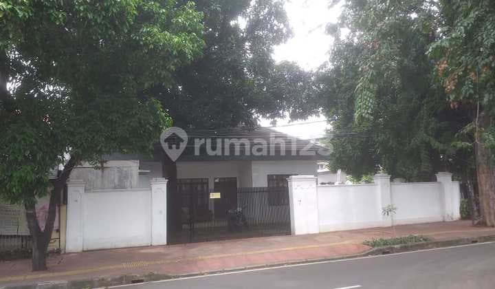 Disewa Rumah 6 Kamar di Cempaka Putih Timur, Jakarta Pusat