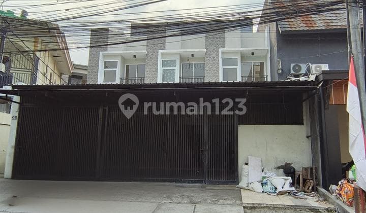 Disewakan Ruko Gandeng 3 - Mandala Tomang