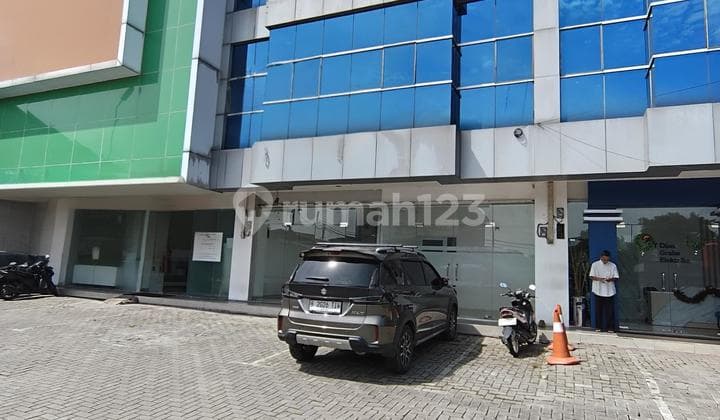 Disewa Ruko 4,5 Lantai + Basement Pondok Bambu Duren Sawit