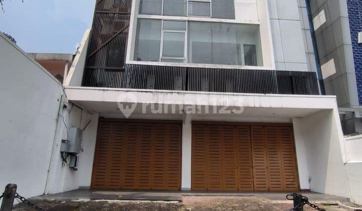 Affordable Office Building in Radio Dalam, Kebayoran Baru, South Jakarta