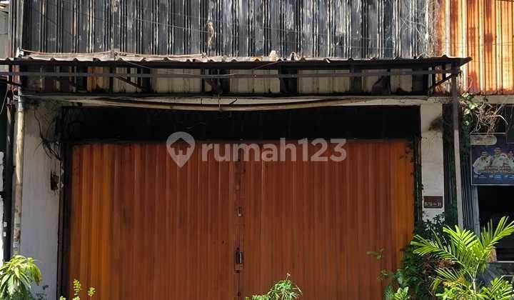 Strategic Shop House for Rent on Jl. Kramat Jaya Koja