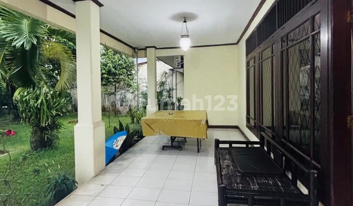 Super Strategic Hook House on Jl. Pertanian - Suitable for Office/Business