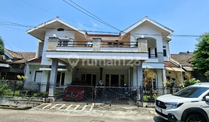 For Sale! Rumah Siap Huni, Luas dengan Harga Murah di Graha Bintaro
