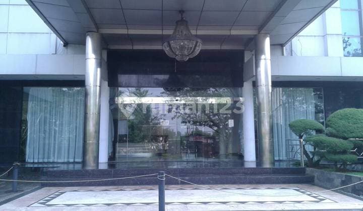 Ready-to-Use Building in a Strategic and Busy Area @Bogor