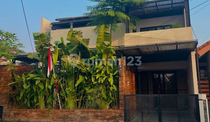 Rumah Modern 2 Lantai di Bintaro Pesanggrahan, Harga Nego!