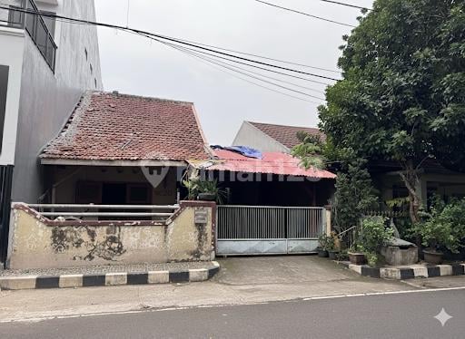 Destroyed House, Land Count in Bintaro Pesanggrahan South Jakarta, Cheapest Price!