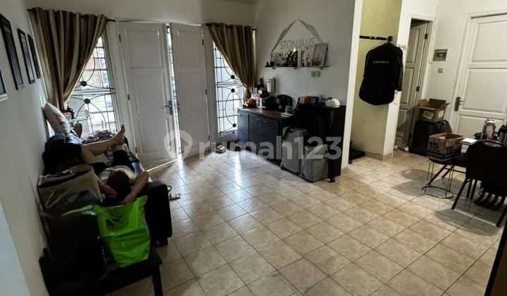 Best Deal di Bintaro! Rumah Luas Siap Huni di Komplek Favorit Bintaro Sektor 9