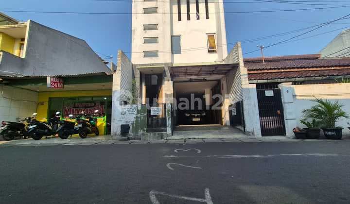 Dijual Rumah Kost 3 Lantai di Kawasan Strategis Gandaria Jakarta Selatan