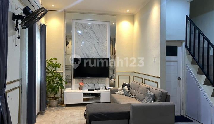 Rumah Modern Minimalist dan Siap Huni Nempel Bintaro - Cluster Pondok Aren