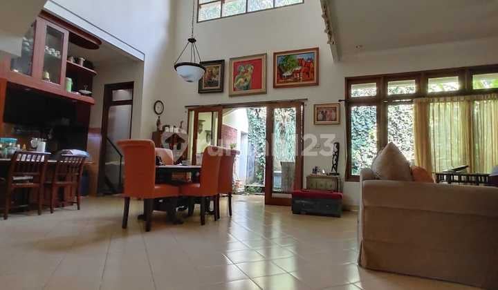 Dijual Rumah Murah, Luas di Perumahan Bintaro Sektor 9 - Lingkungan Nyaman!