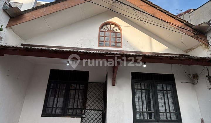 Affordable House in Bintaro Sector 5