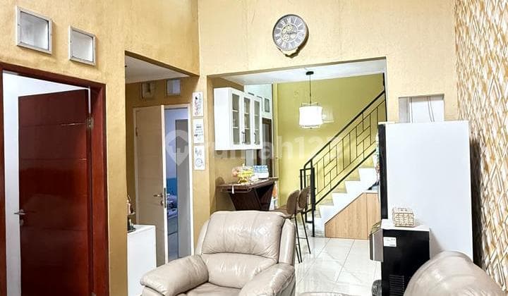 Rumah Modern Minimalist Full Furnish di Bintaro Sektor 9