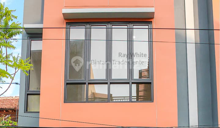 Cheapest in Jakarta! Modern Minimalist House in Kebayoran Lama, South Jakarta