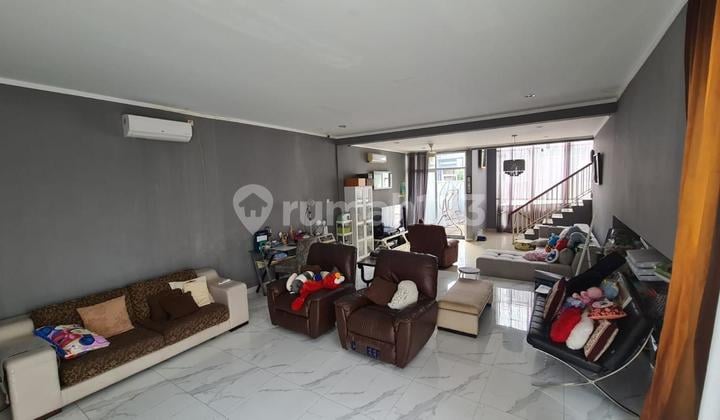 Beautiful House Ready to Occupy in Kebayoran Bintaro - Negotiable Price!