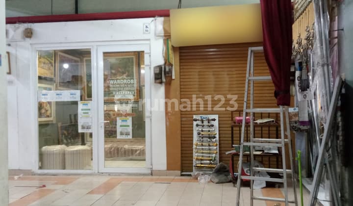 Kios Siap Pakai dan Kawasan Ramai di Kios Pasar Modern, BSD