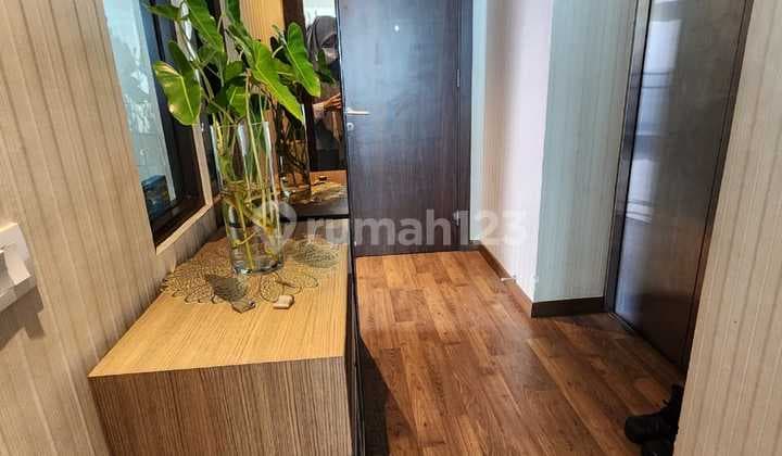 Apartemen Saint Moritz 3 BR Furnished New Royal Private Lift