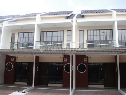 Dijual Cepat Rumah 2Lt Minimalis Model Green Lake City East Asia 4X12, SHM, Termurah...