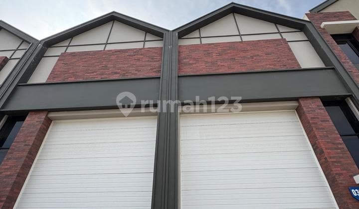 FOR RENT Gudang Gandeng dalam Kawasan Pergudangan Bizpark PIK 2