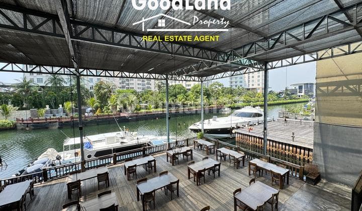 FOR SALE Restaurant by the Pier in Pantai Mutiara, North Jakarta