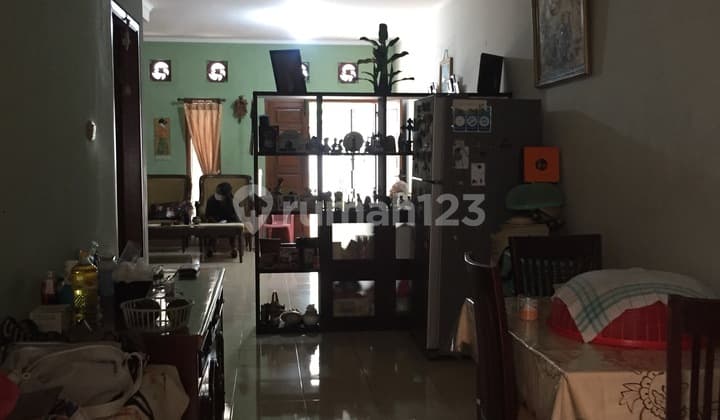Rumah Siap Huni Bagus Furnished SHM - Sertifikat Hak Milik