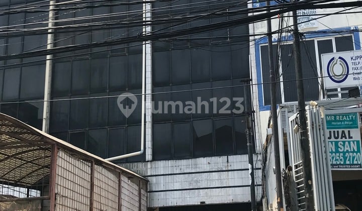 Ruko Strategis Area di Jl. Alaydrus, Gajah Mada Ruko Strategis Area di Jl. Alaydrus, Gajah Mada