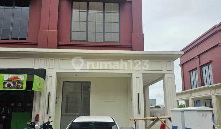 Madison 2-story Shophouse Hook in Gading Serpong